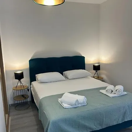 Penthouse Mira Διαμέρισμα *