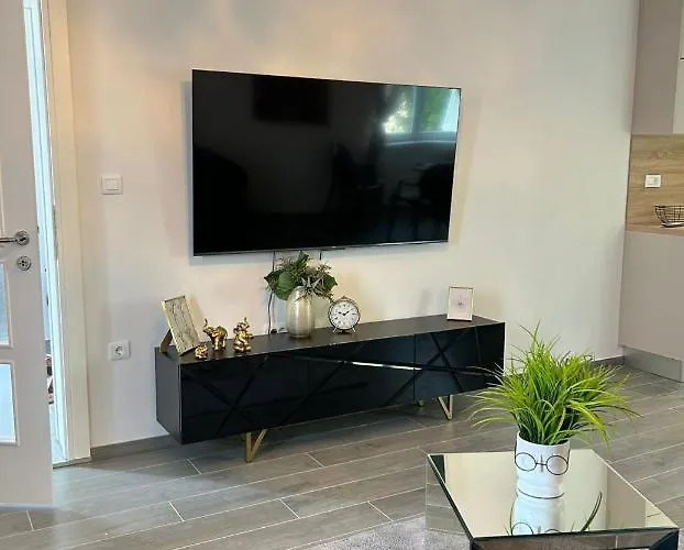 דירה Penthouse Mira מאקרסקה